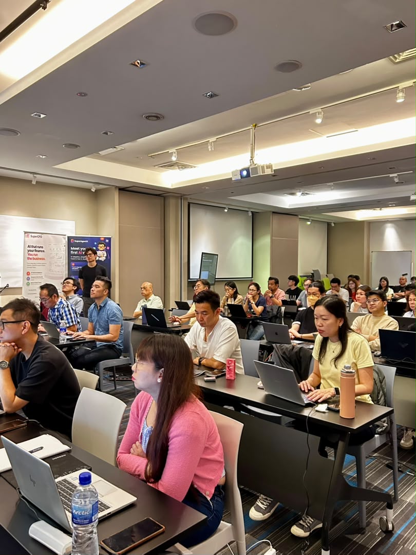 AITraining2U corporate AI change-management training session in Malaysia